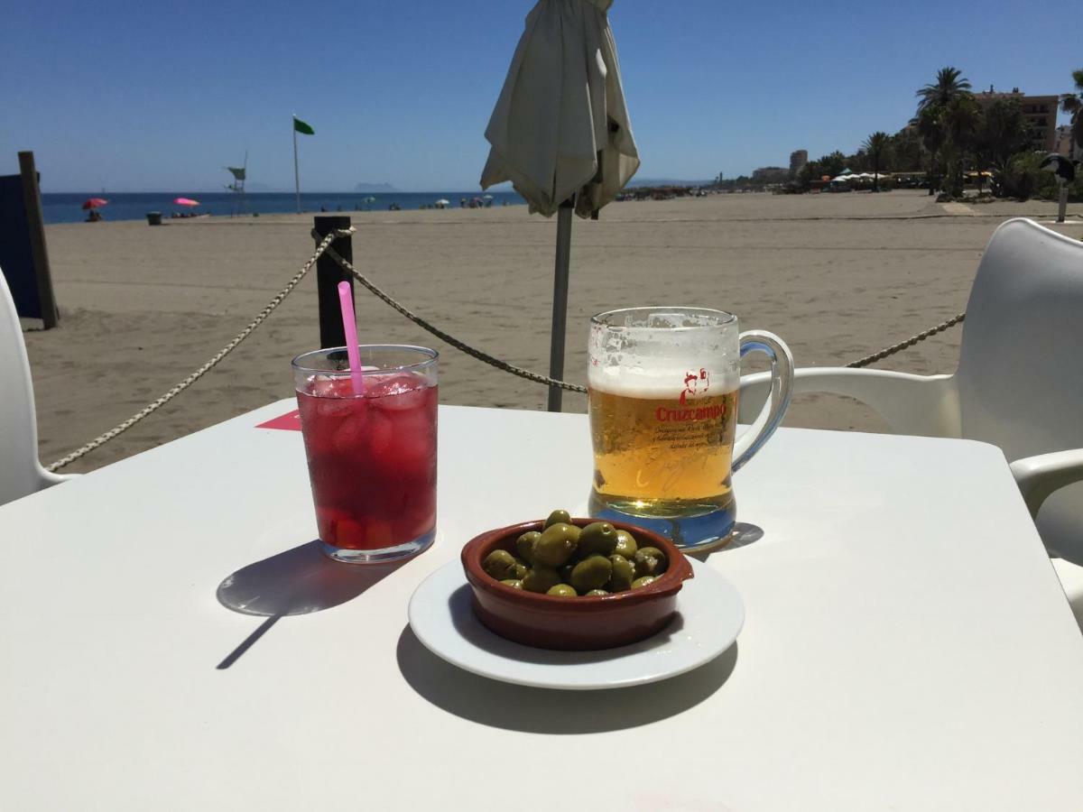 Arena Beach Естепона Екстериор снимка